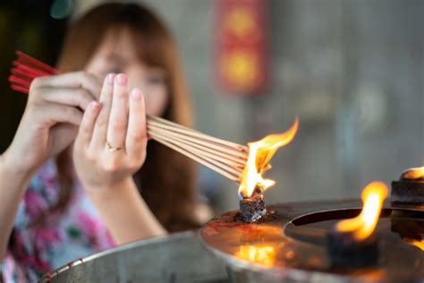 香長短的意思|習俗百科／香的長短不一樣！祭神、拜祖先有區別